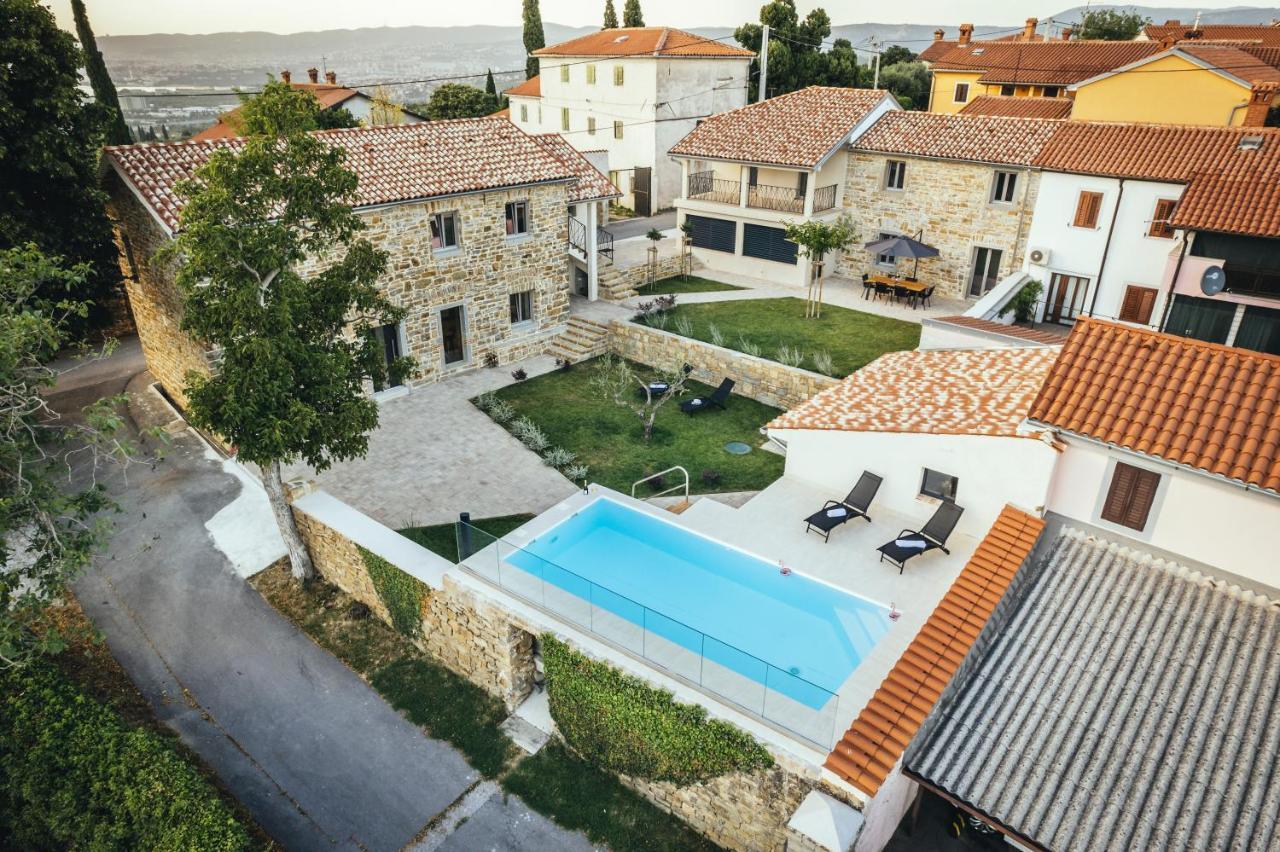 Roner Resort Plavje エクステリア 写真